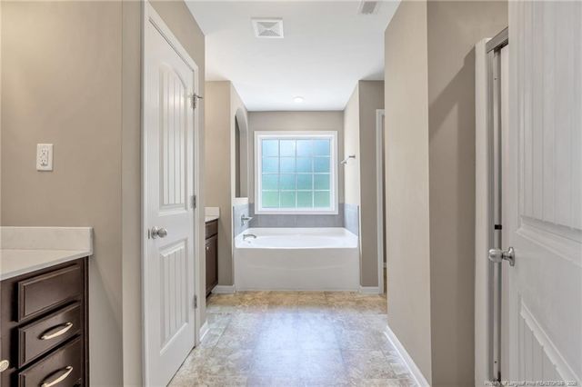 2279 Lakewell Circle, Fayetteville, NC 28306