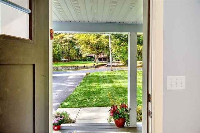 296 Twin Brook Lane, Coventry, RI 02816
