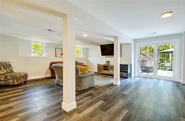 296 Twin Brook Lane, Coventry, RI 02816