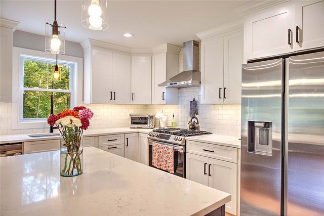 296 Twin Brook Lane, Coventry, RI 02816