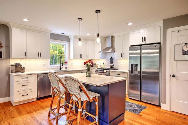 296 Twin Brook Lane, Coventry, RI 02816