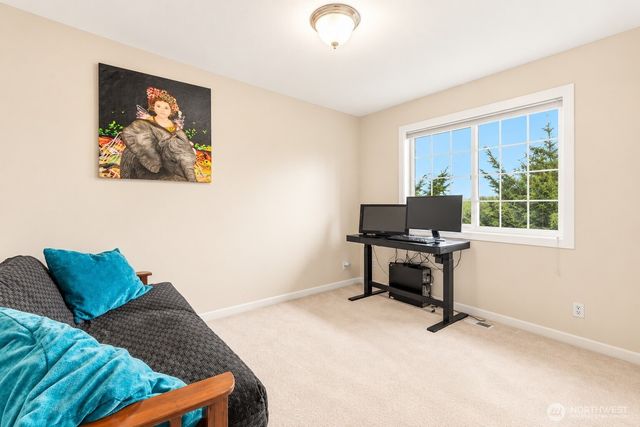 8218 NE 187th Way, Kenmore, WA 98028