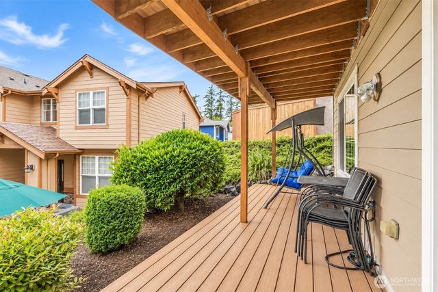 8218 NE 187th Way, Kenmore, WA 98028