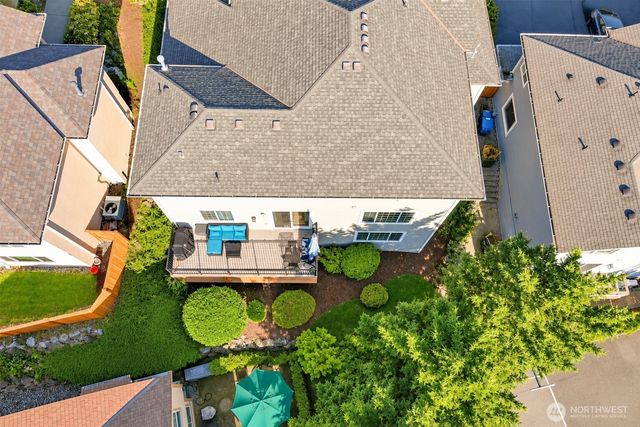 8218 NE 187th Way, Kenmore, WA 98028