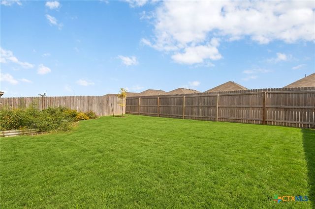 9020 Saint Jerome, Seguin, TX 78155