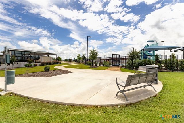 9020 Saint Jerome, Seguin, TX 78155