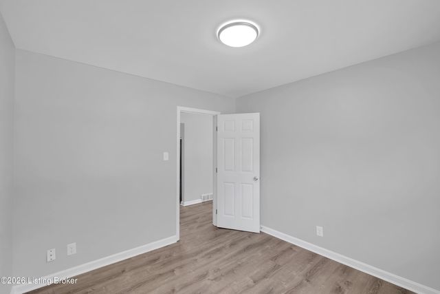 4004 Melda Ln, Louisville, KY 40219
