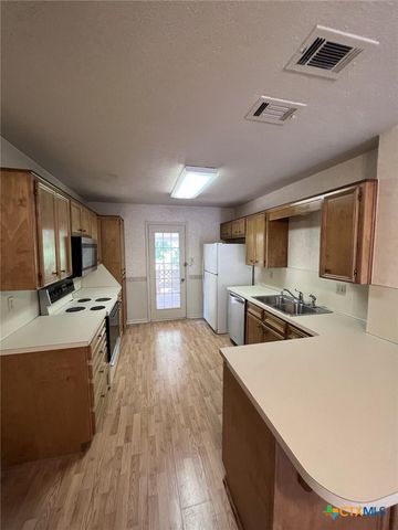 2104 Terrace Drive, Copperas Cove, TX 76522