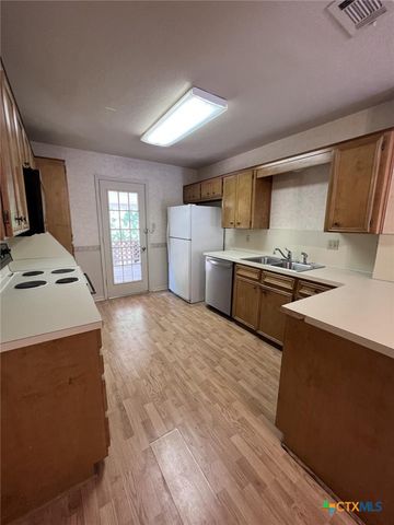 2104 Terrace Drive, Copperas Cove, TX 76522