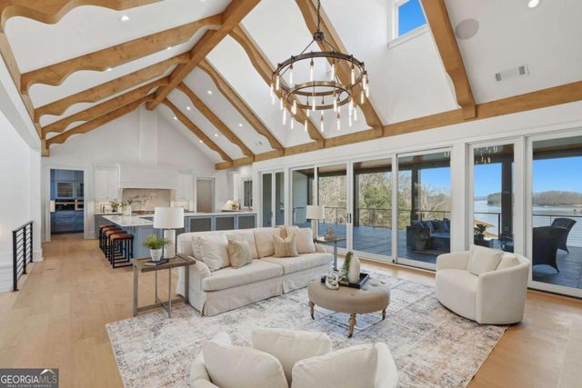 8510 Blue Heron Drive, Gainesville, GA 30506