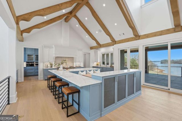 8510 Blue Heron Drive, Gainesville, GA 30506