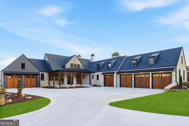 8510 Blue Heron Drive, Gainesville, GA 30506