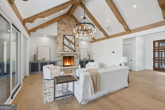 8510 Blue Heron Drive, Gainesville, GA 30506