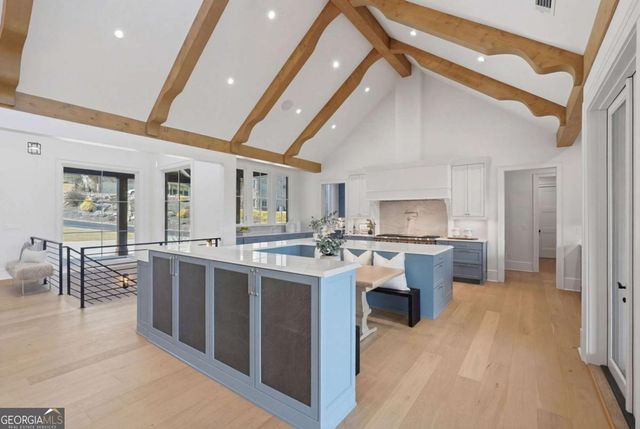 8510 Blue Heron Drive, Gainesville, GA 30506