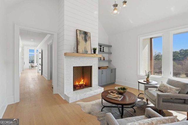 8510 Blue Heron Drive, Gainesville, GA 30506