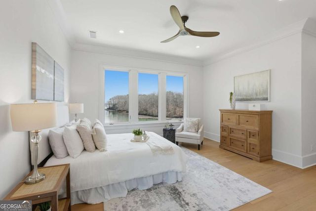 8510 Blue Heron Drive, Gainesville, GA 30506