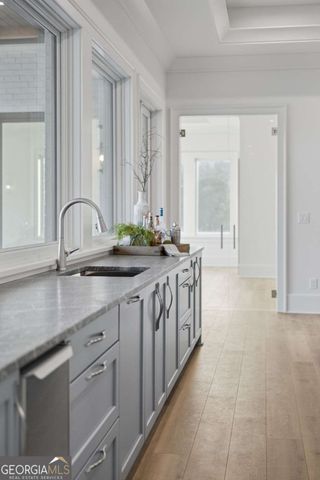 8510 Blue Heron Drive, Gainesville, GA 30506