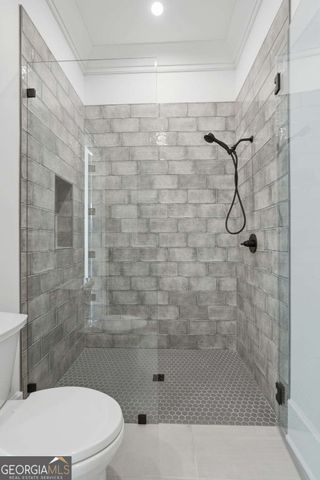 8510 Blue Heron Drive, Gainesville, GA 30506