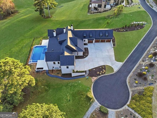 8510 Blue Heron Drive, Gainesville, GA 30506