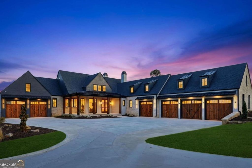 8510 Blue Heron Drive, Gainesville, GA 30506