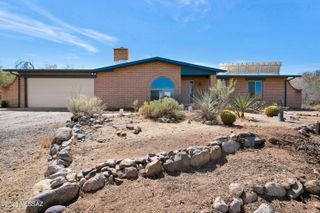 1501 W Dutton Place, Tucson, AZ 85704