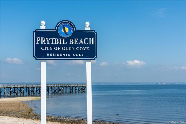 135 Woolsey Avenue, Glen Cove, NY 11542