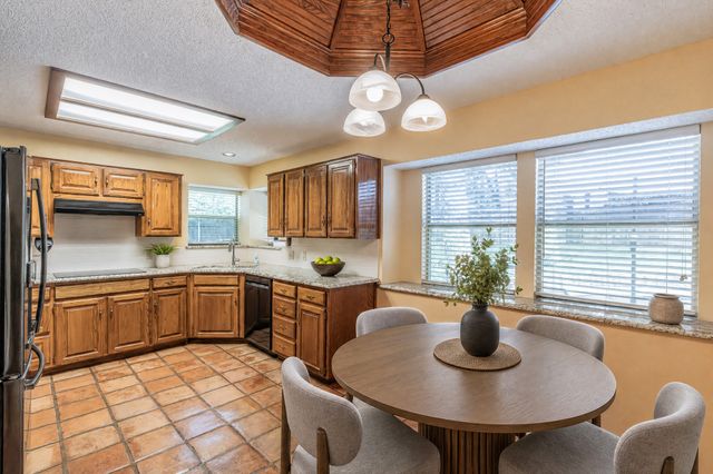 3901 Echo Hill Court, Arlington, TX 76001