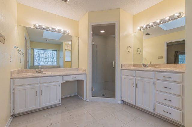 3901 Echo Hill Court, Arlington, TX 76001