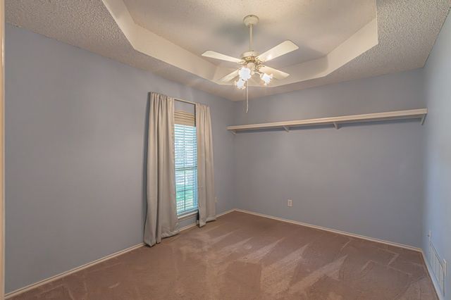 3901 Echo Hill Court, Arlington, TX 76001