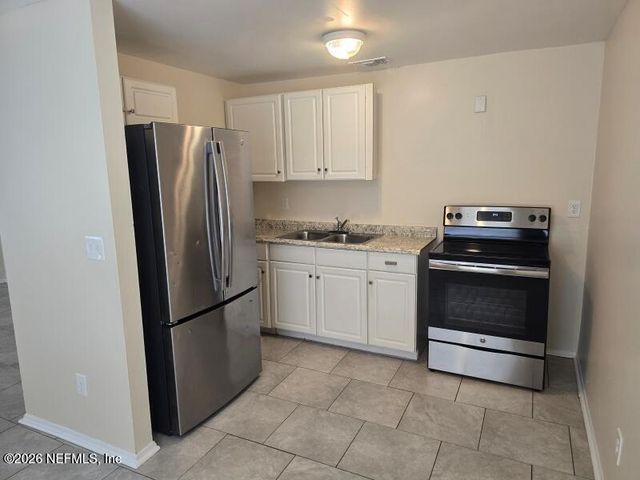 2626 GIFFORD Avenue B, Orange Park, FL 32065
