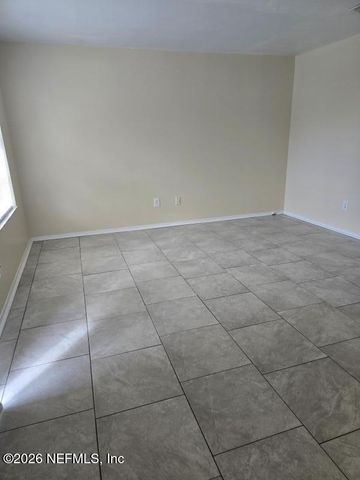 2626 GIFFORD Avenue B, Orange Park, FL 32065