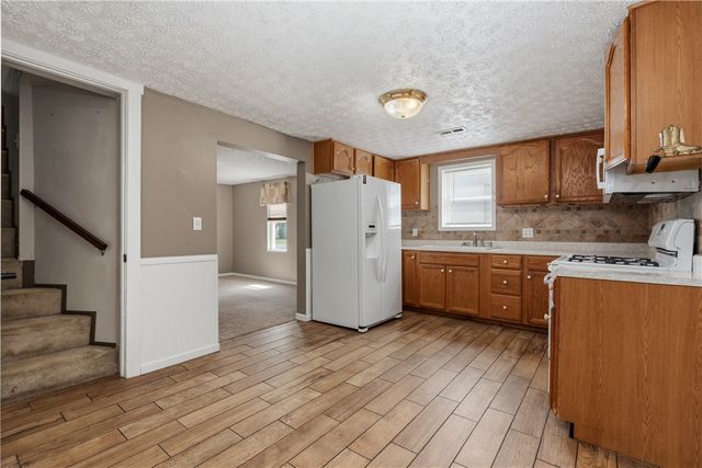 31 Clarksville Road, Corwin Village, OH 45068