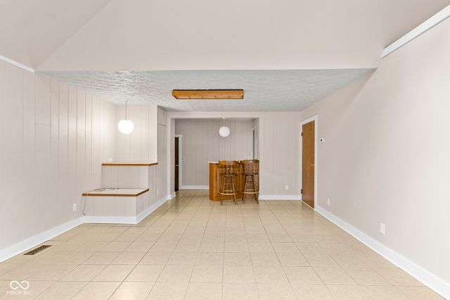 2235 Hargan Drive, Madison, IN 47250