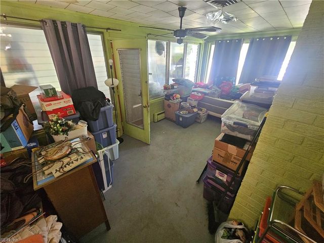 146 Cambridge PL, Hampton, VA 23669