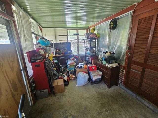 146 Cambridge PL, Hampton, VA 23669