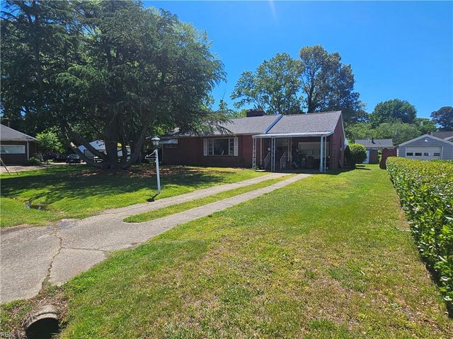 146 Cambridge PL, Hampton, VA 23669