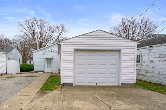 2915 Central Avenue, Anderson, IN 46016