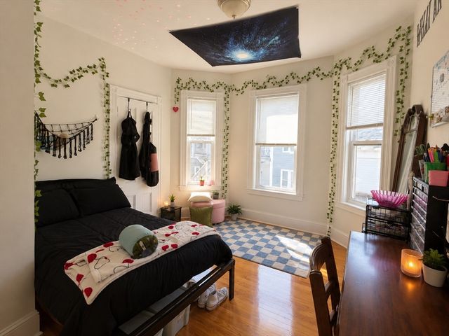 47 Buttonwood 3, Boston, MA 02125