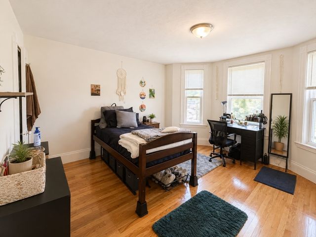 47 Buttonwood 3, Boston, MA 02125