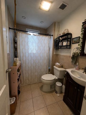 47 Buttonwood 3, Boston, MA 02125