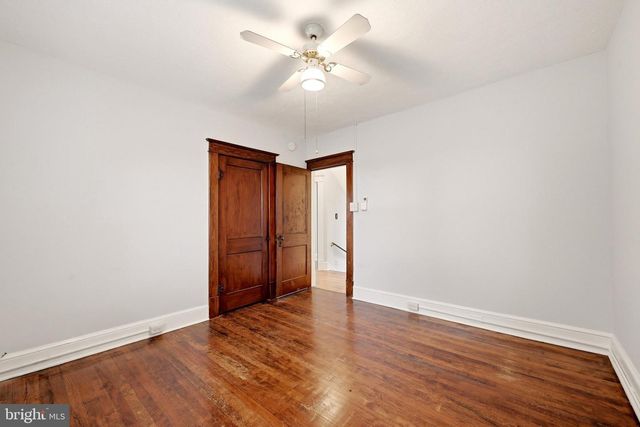 230 JEFFERSON ST, Martinsburg, WV 25401