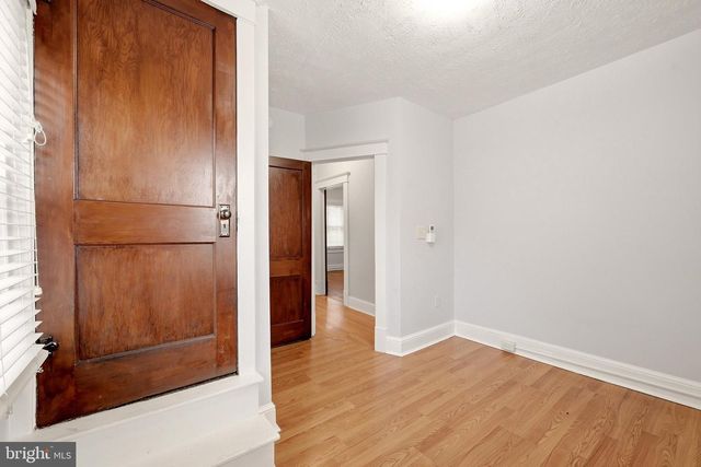 230 JEFFERSON ST, Martinsburg, WV 25401