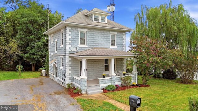 230 JEFFERSON ST, Martinsburg, WV 25401