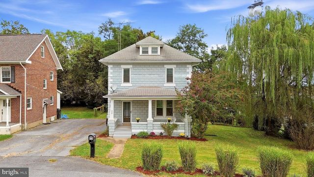 230 JEFFERSON ST, Martinsburg, WV 25401