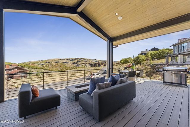 9272 Dye Cabins Drive, Park City, UT 84098