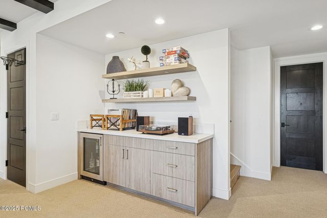 9272 Dye Cabins Drive, Park City, UT 84098