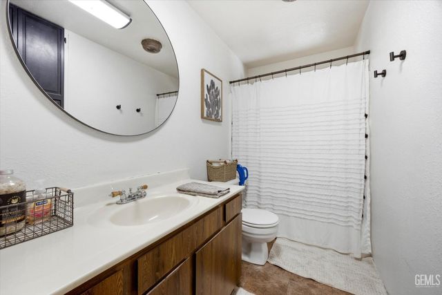 27320 War Admiral Court, Tehachapi, CA 93561