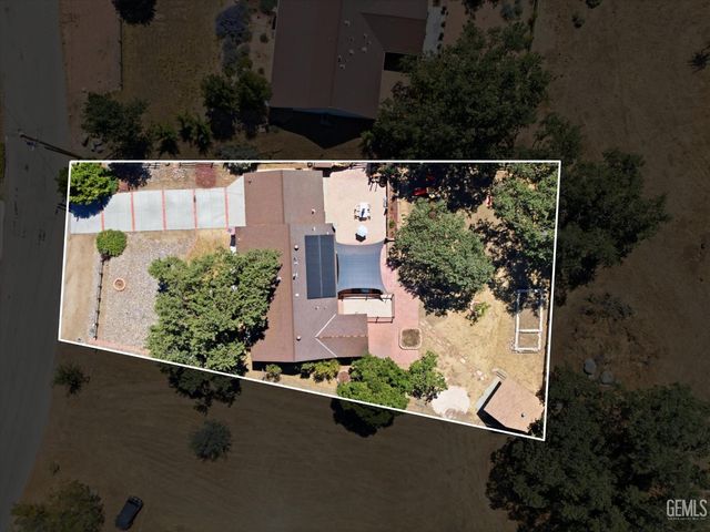 27320 War Admiral Court, Tehachapi, CA 93561