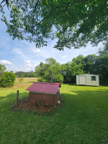 435 Unadilla Highway, Hawkinsville, GA 31036