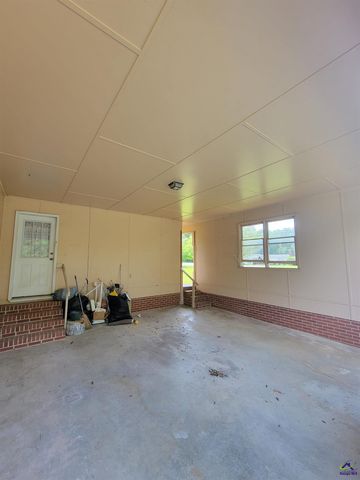435 Unadilla Highway, Hawkinsville, GA 31036